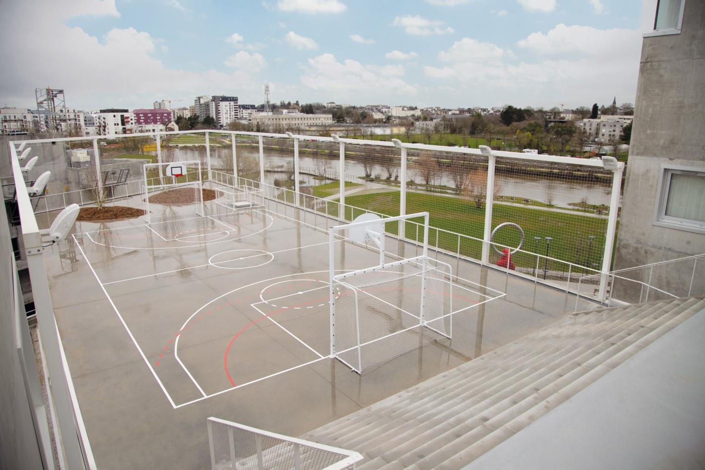 Rennes-Terrain-de-basket-exterieur