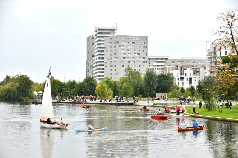 Rennes_-_Baud_Chardonnet_-_evenement__Parade_Nautique_de_Rennes__organise_par_l_association_d_habitants_Partager_Baud_Chardonnet_et_Les_Regates_Rennaises-Franck_HAMON-20668-1200px
